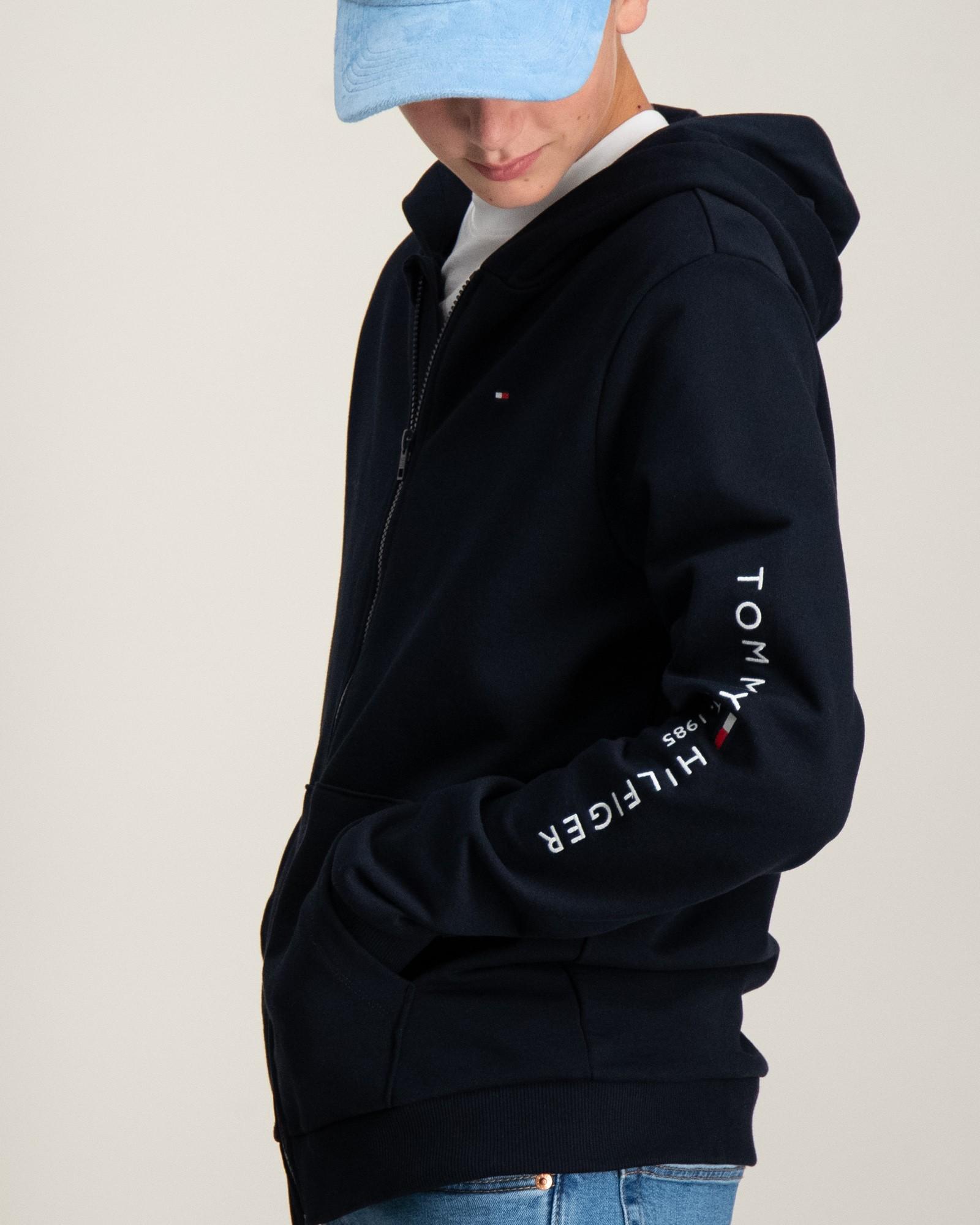 U ESSENTIAL ZIPTHROUGH HOODIE