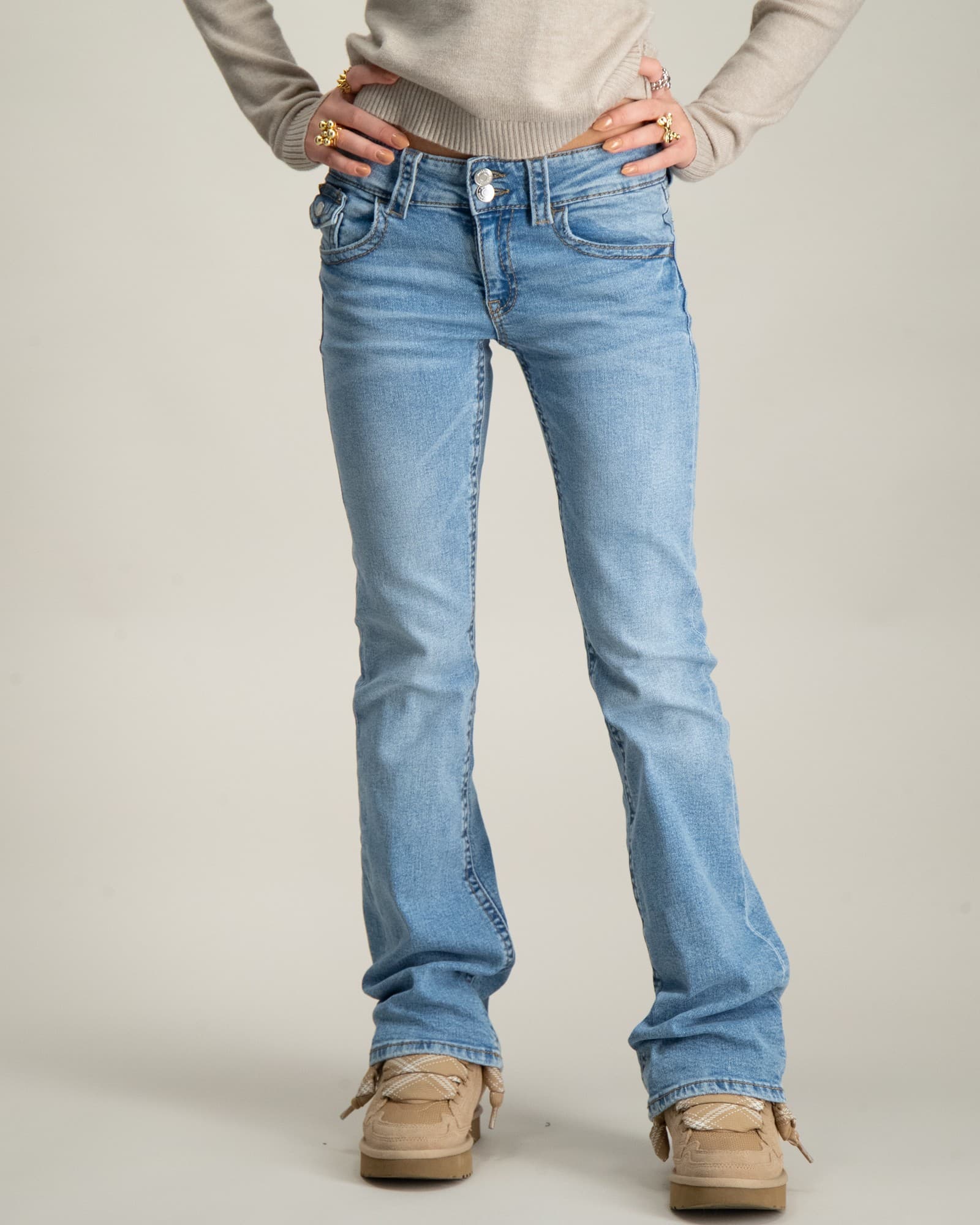 Chunky basic flare jeans