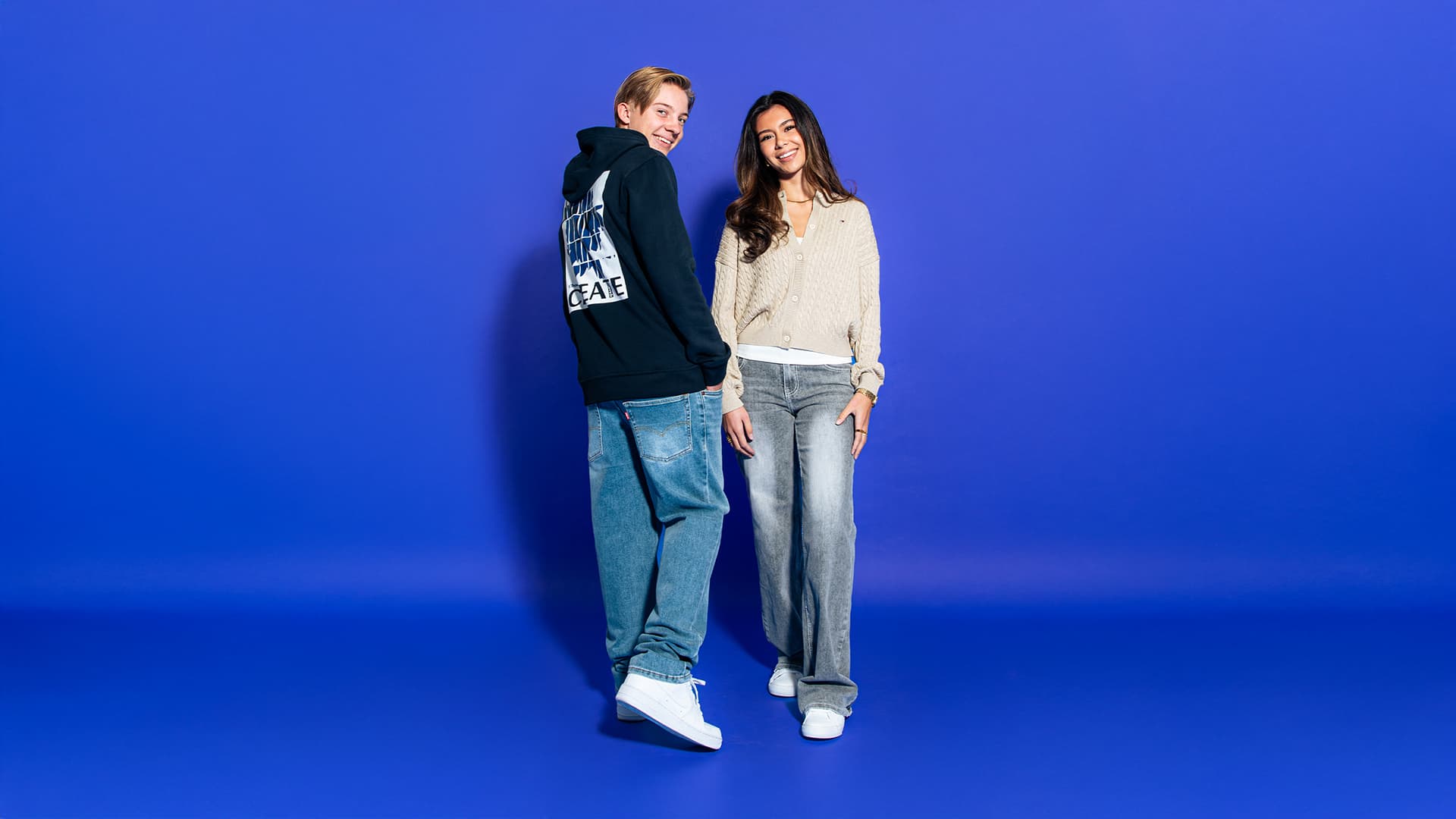https://cms.kidsbrandstore.com/api/media/file/oversized-hero.jpg